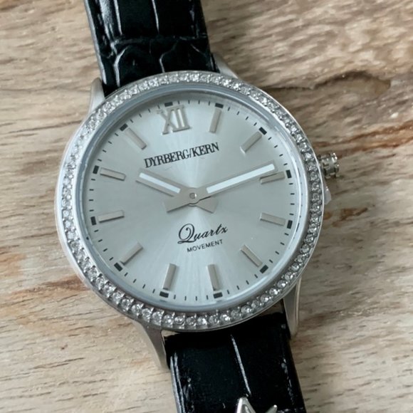 Dyrberg/Kern Emotion watch with removable charms and silver sunray face - Picture 4 of 9